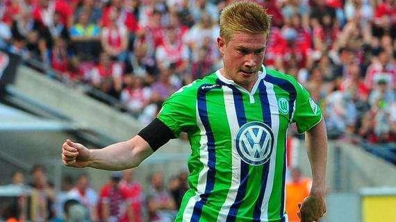 TA：皇马寻求引进后卫和中场；他们愿听取对罗德里戈的报价（TA：皇马计划引进后卫与中场，愿倾听关于罗德里戈的报价）