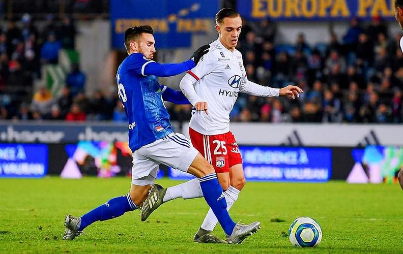 队报专访卡卢卢：阅读和电影是我生命中的重要部分