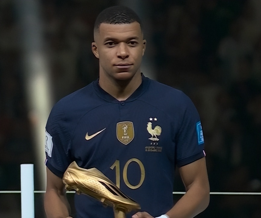 卡佩罗谈米兰德比：国米实力更强，但莱奥的状态将会决定战局（卡佩罗评米兰德比：国米占优，莱奥状态或成胜负手）