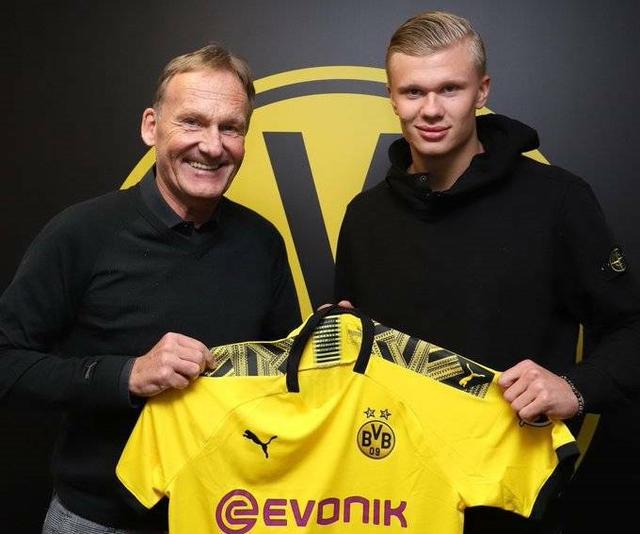 图片报：冬窗不启动解约条款，凯恩考虑世界杯后与拜仁续约（图片报：冬窗不激活解约条款，凯恩或在世界杯后与拜仁续约）