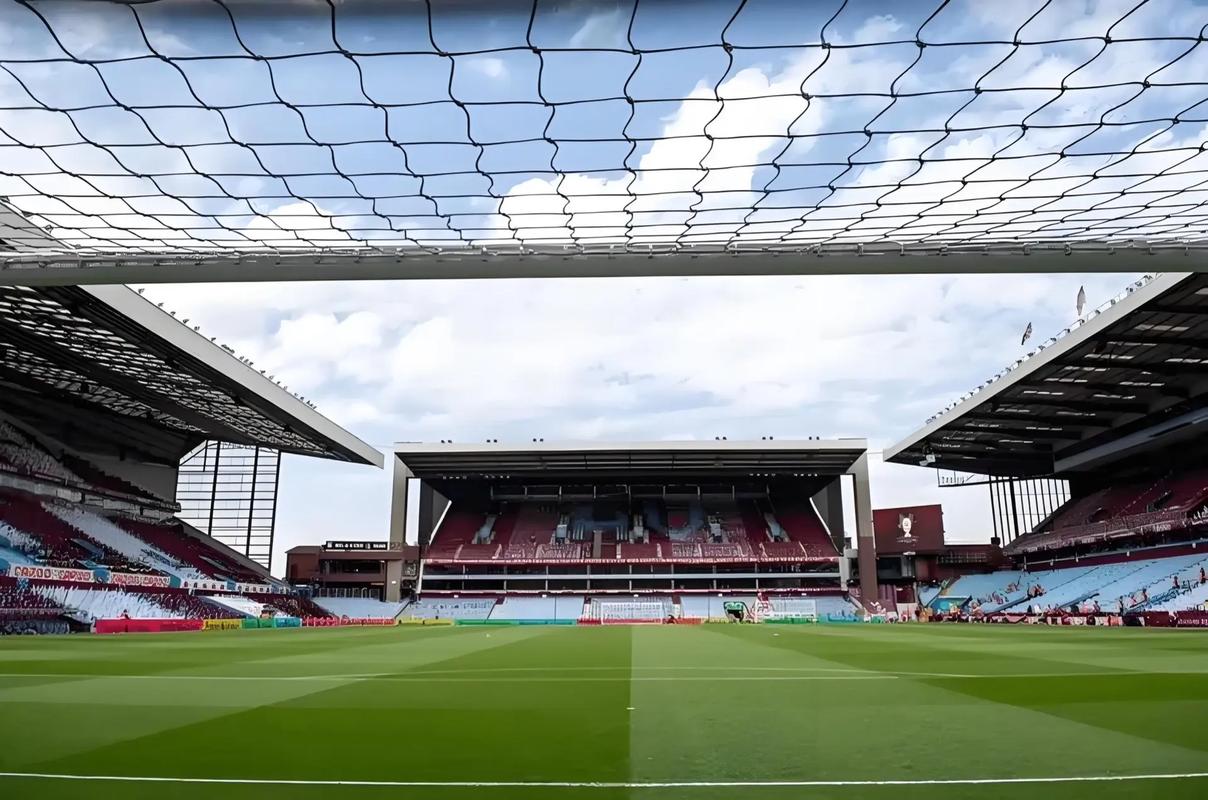 开局只是小主公，占领土地，吞并城池，终于掌控三国局势！（起步微末小主公，攻城拓土，终执掌三国风云！）